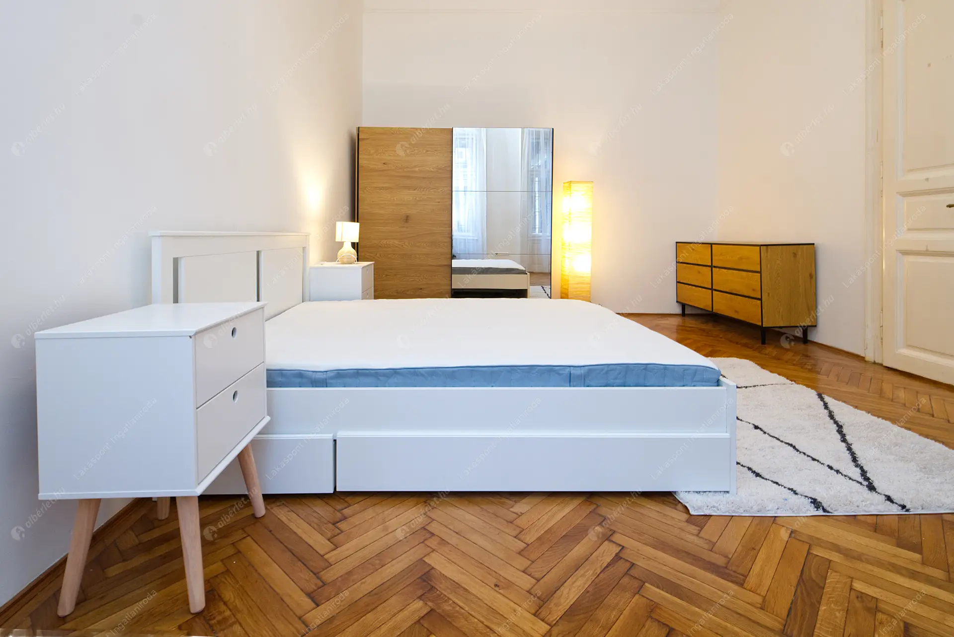 Kiadó albérlet 420000 Ft/hó áron: Budapest, IX. kerület  Ferenc körút. Mérete: 104 nm, 4 szobás | Alberlet.hu - 6607854