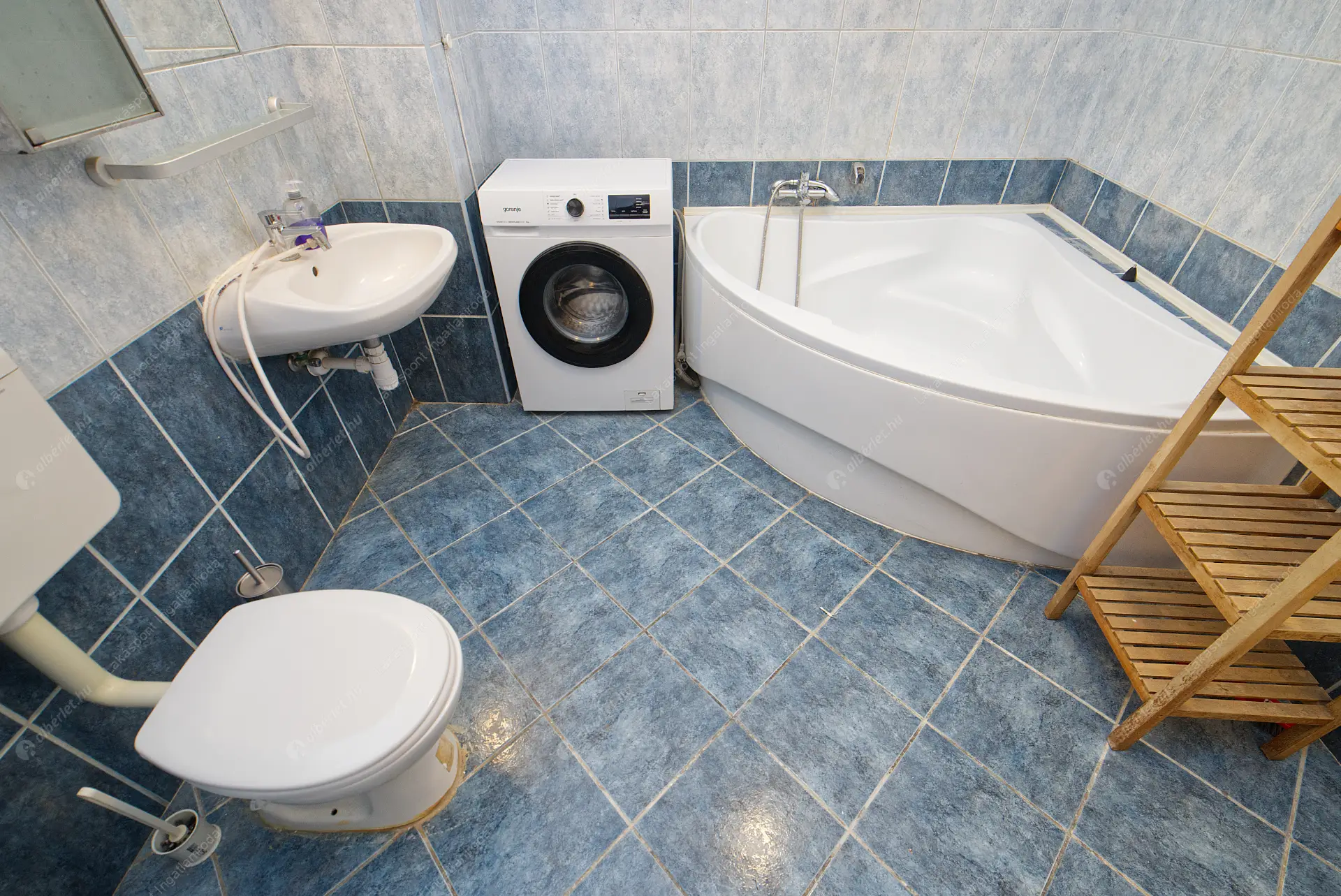 Kiadó albérlet 420000 Ft/hó áron: Budapest, IX. kerület  Ferenc körút. Mérete: 104 nm, 4 szobás | Alberlet.hu - 6613498