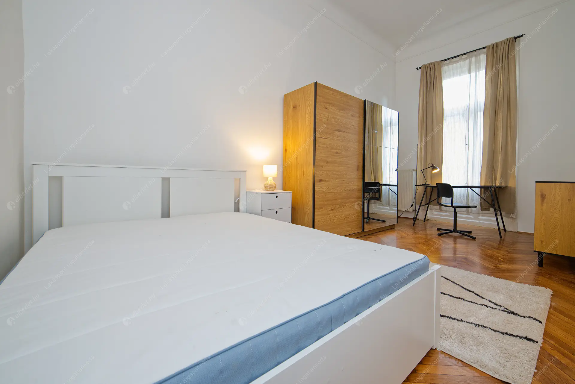 Kiadó albérlet 420000 Ft/hó áron: Budapest, IX. kerület  Ferenc körút. Mérete: 104 nm, 4 szobás | Alberlet.hu - 6613500