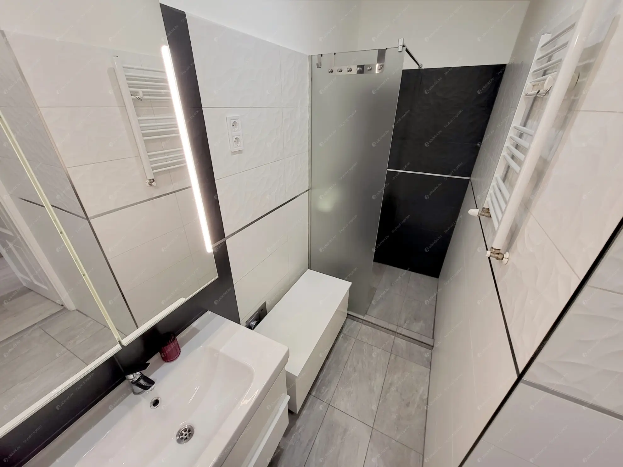 Kiadó albérlet 458000 Ft/hó áron: Budapest, IX. kerület  Ferenc körút. Mérete: 106 nm, 3 szobás | Alberlet.hu - 6560688