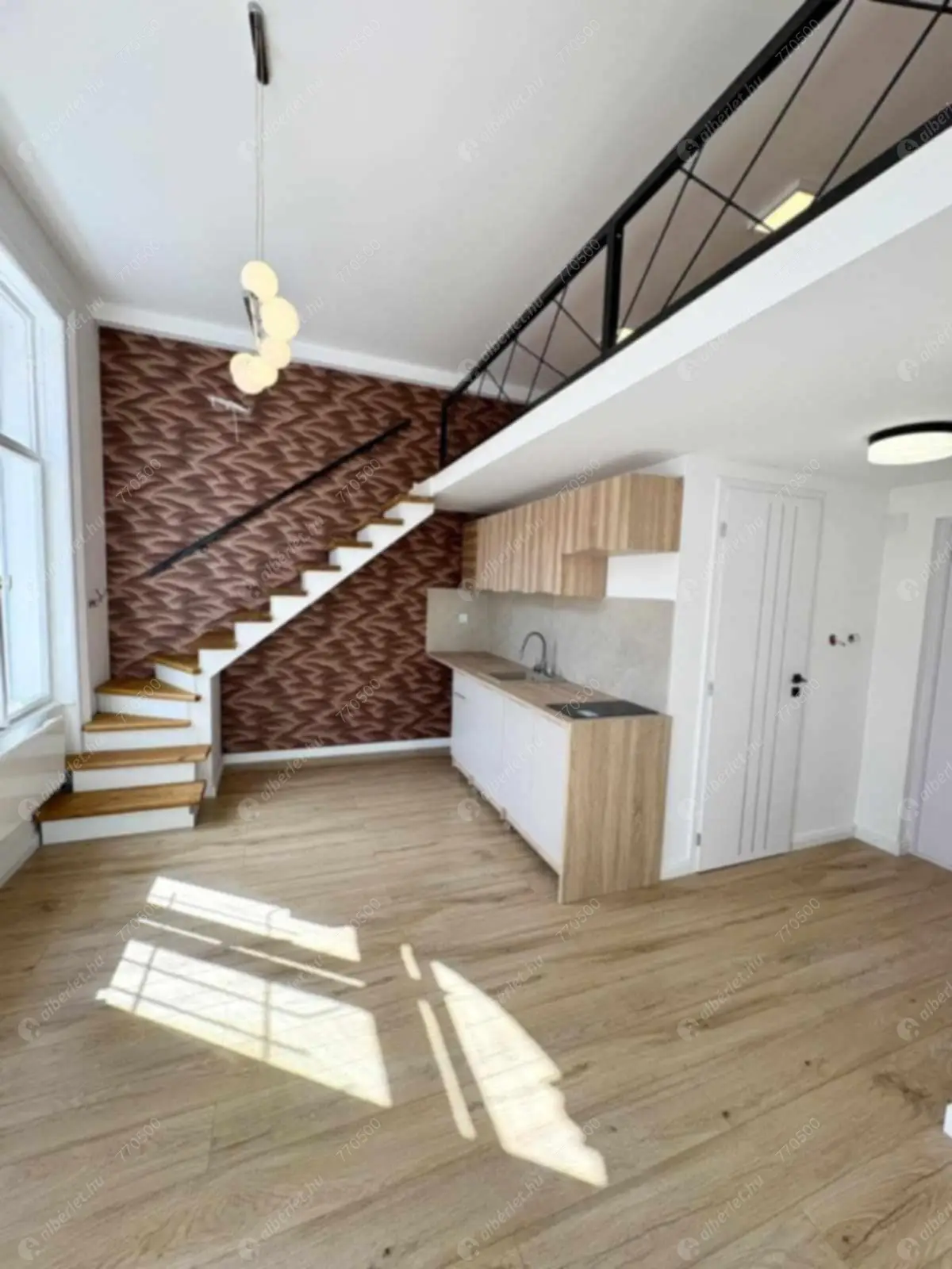 Kiadó albérlet 215000 Ft/hó áron: Budapest, IX. kerület  Ferenc körút. Mérete: 21 nm, 1 szobás | Alberlet.hu - 6573672