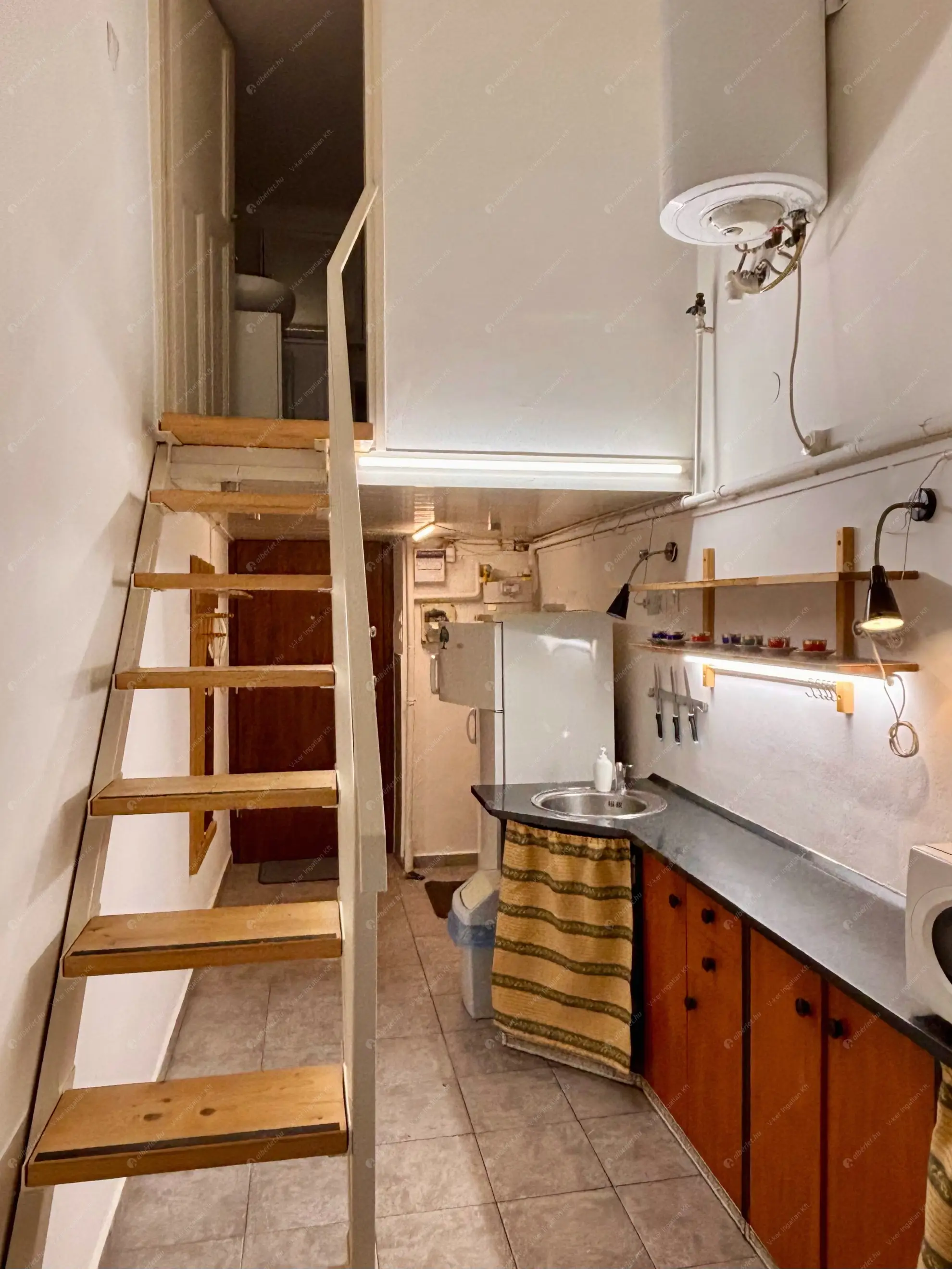 Kiadó albérlet 220000 Ft/hó áron: Budapest, IX. kerület  Ferenc körút. Mérete: 54 nm, 1 szobás | Alberlet.hu - 6583303