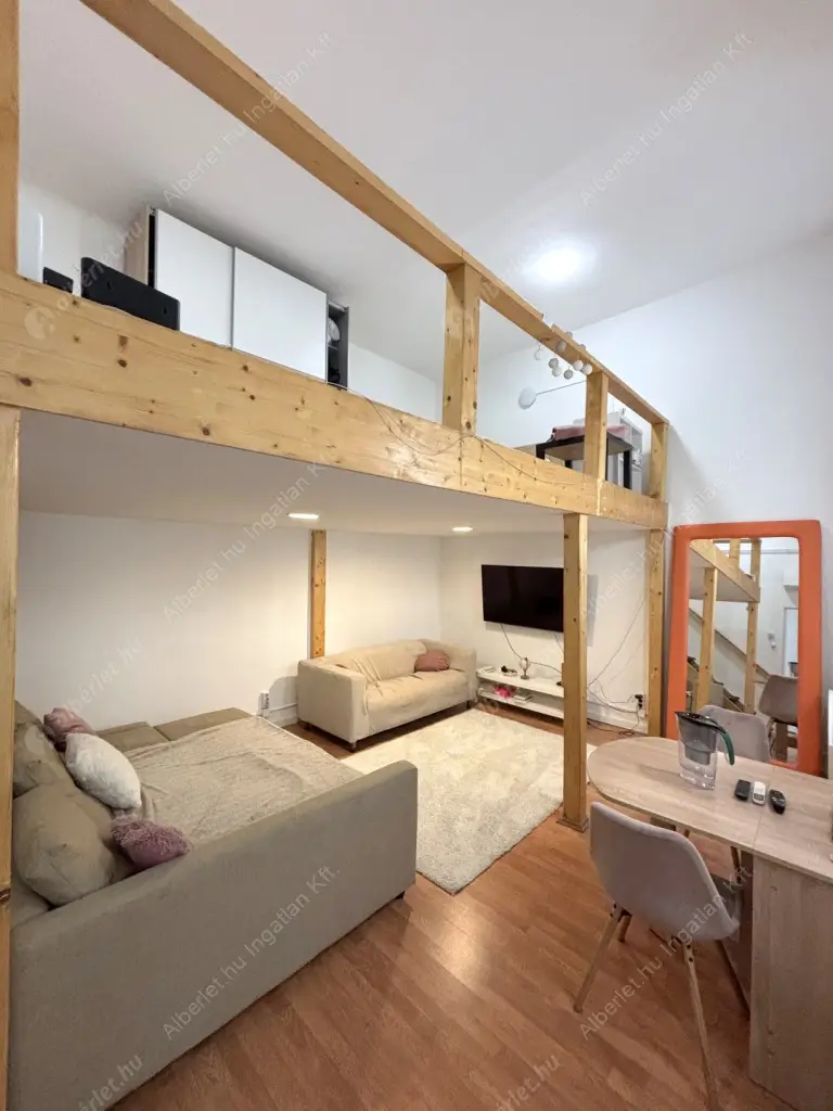 Kiadó albérlet 280000 Ft/hó áron: Budapest, IX. kerület  Ferenc körút. Mérete: 57 nm, 1 szobás | Alberlet.hu - 6562340