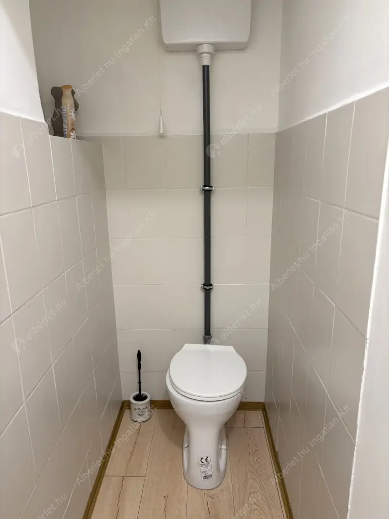 Kiadó albérlet 280000 Ft/hó áron: Budapest, IX. kerület  Ferenc körút. Mérete: 57 nm, 1 szobás | Alberlet.hu - 6562347