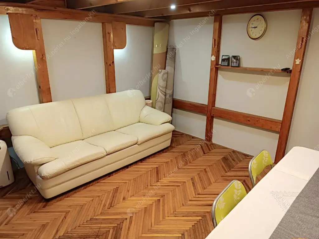 Kiadó albérlet 240000 Ft/hó áron: Budapest, IX. kerület  Ferenc körút. Mérete: 60 nm, 2 szobás | Alberlet.hu - 6601211