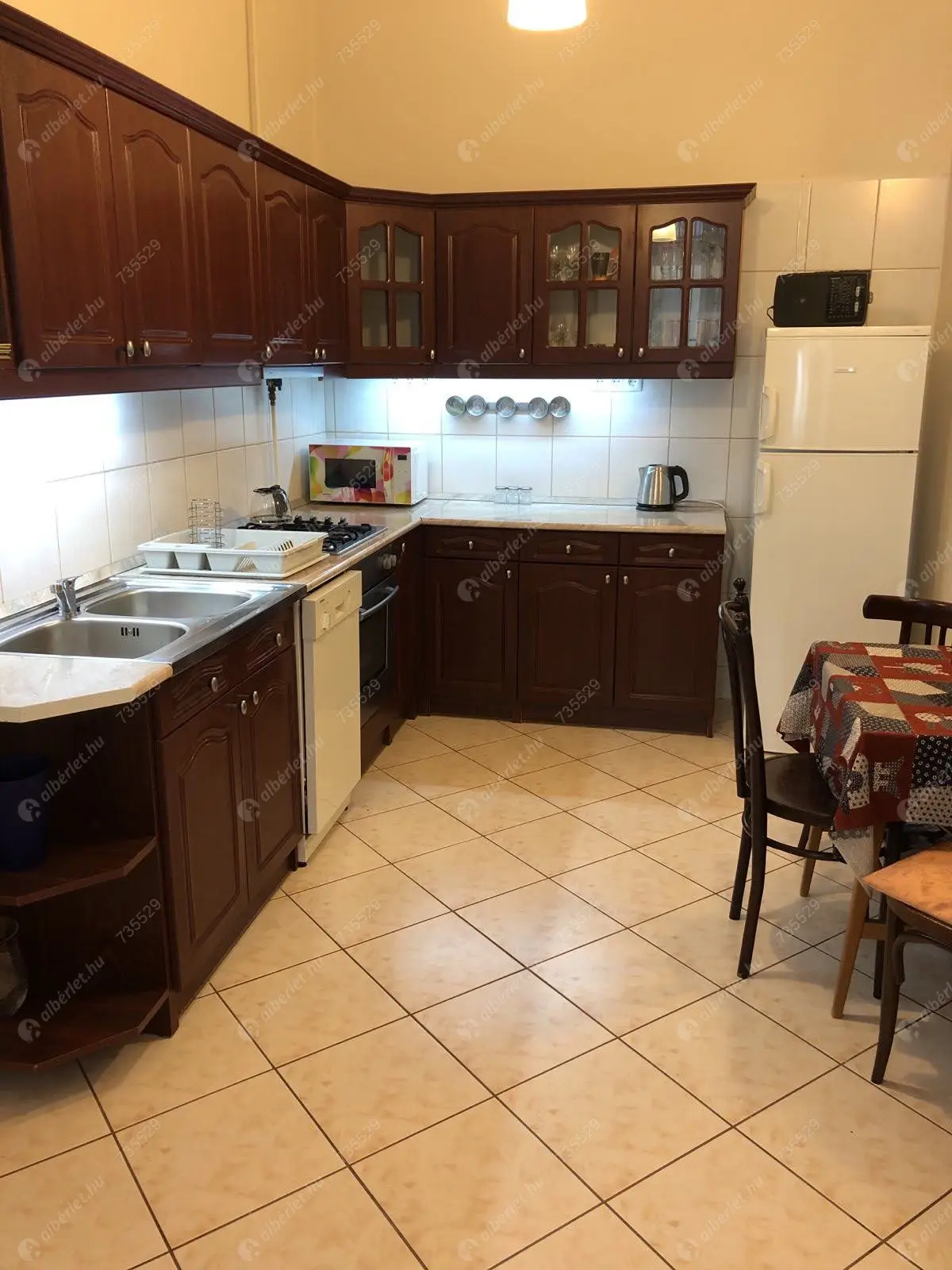 Kiadó albérlet 85000 Ft/hó áron: Budapest, IX. kerület  Ferenc körút. Mérete: 98 nm, 3 szobás | Alberlet.hu - 6089976