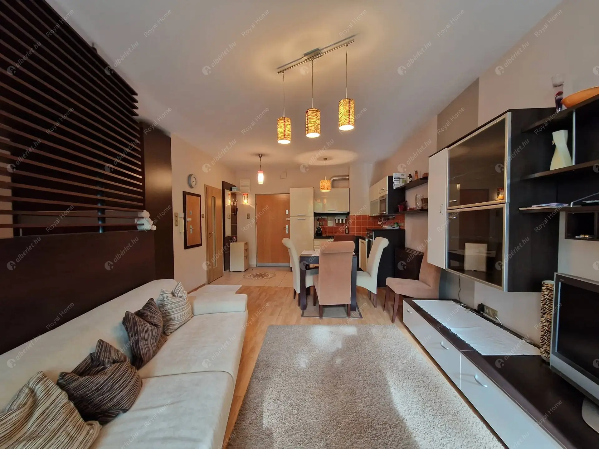 Kiadó albérlet 280000 Ft/hó áron: Budapest, IX. kerület  Ferenc tér. Mérete: 44 nm, 1 szobás | Alberlet.hu - 5776620