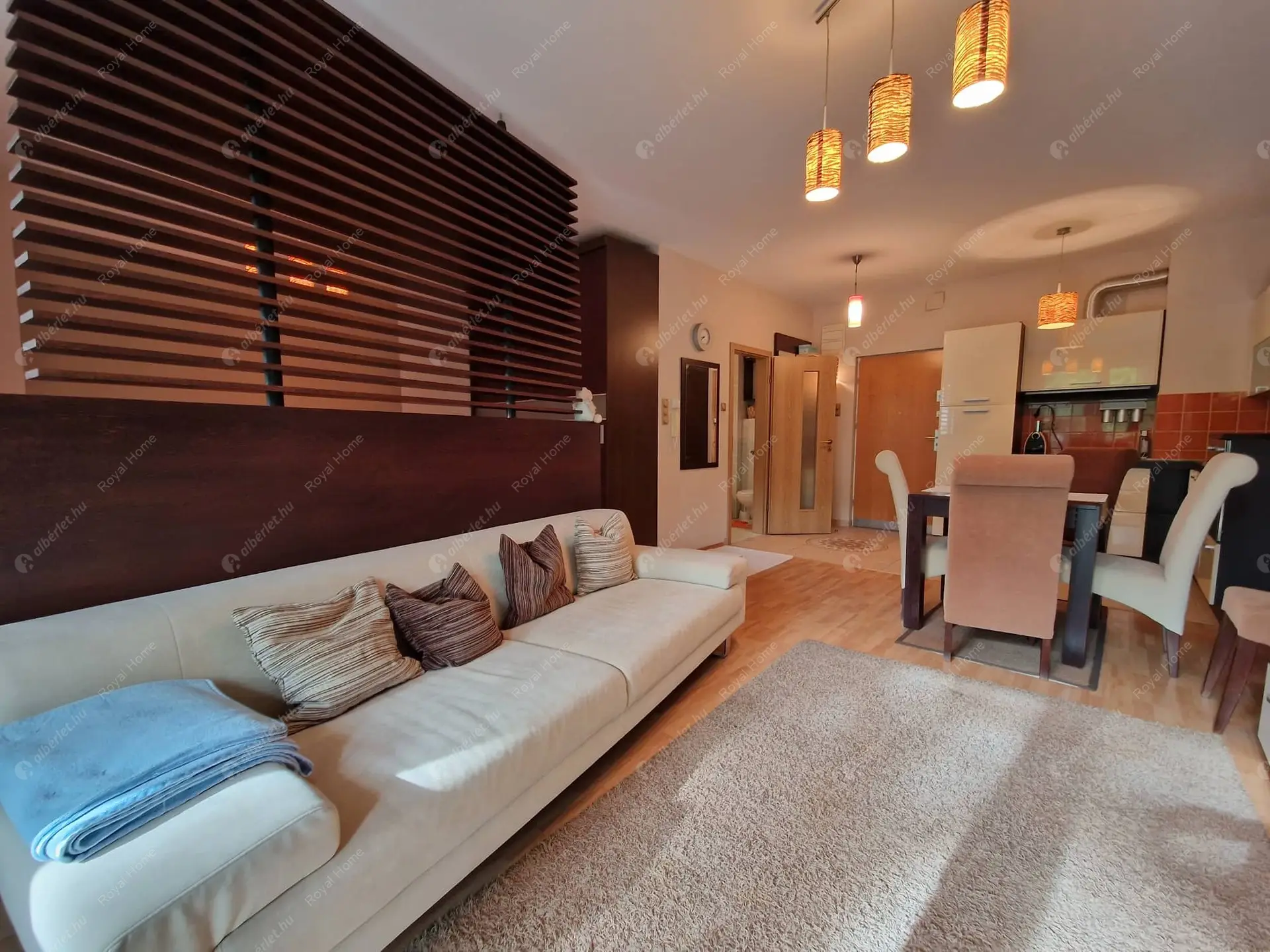 Kiadó albérlet 280000 Ft/hó áron: Budapest, IX. kerület  Ferenc tér. Mérete: 44 nm, 1 szobás | Alberlet.hu - 5776624