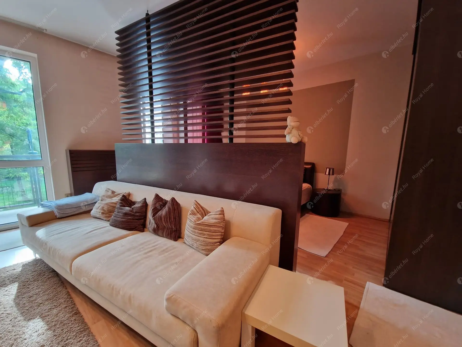 Kiadó albérlet 280000 Ft/hó áron: Budapest, IX. kerület  Ferenc tér. Mérete: 44 nm, 1 szobás | Alberlet.hu - 5776625