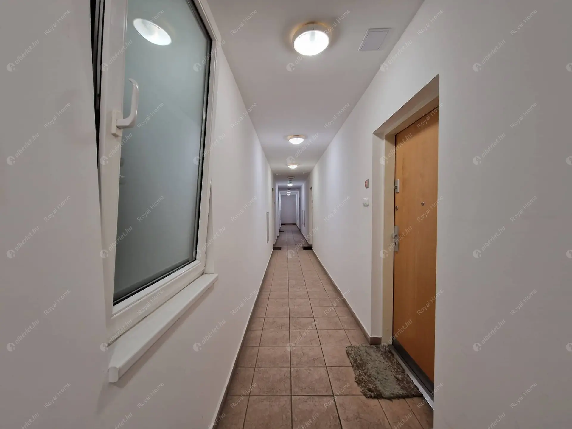 Kiadó albérlet 280000 Ft/hó áron: Budapest, IX. kerület  Ferenc tér. Mérete: 44 nm, 1 szobás | Alberlet.hu - 5776636