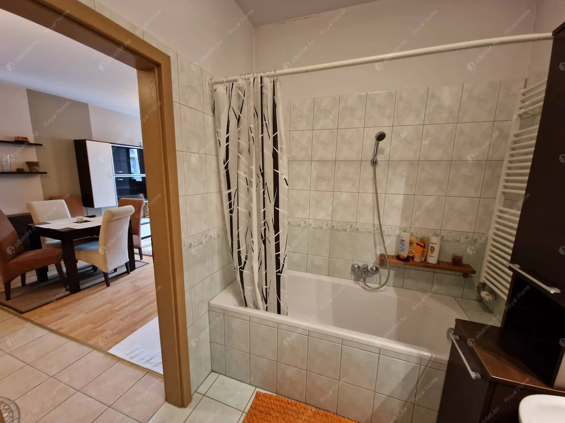 Kiadó albérlet 280000 Ft/hó áron: Budapest, IX. kerület  Ferenc tér. Mérete: 44 nm, 1 szobás | Alberlet.hu - 5776639