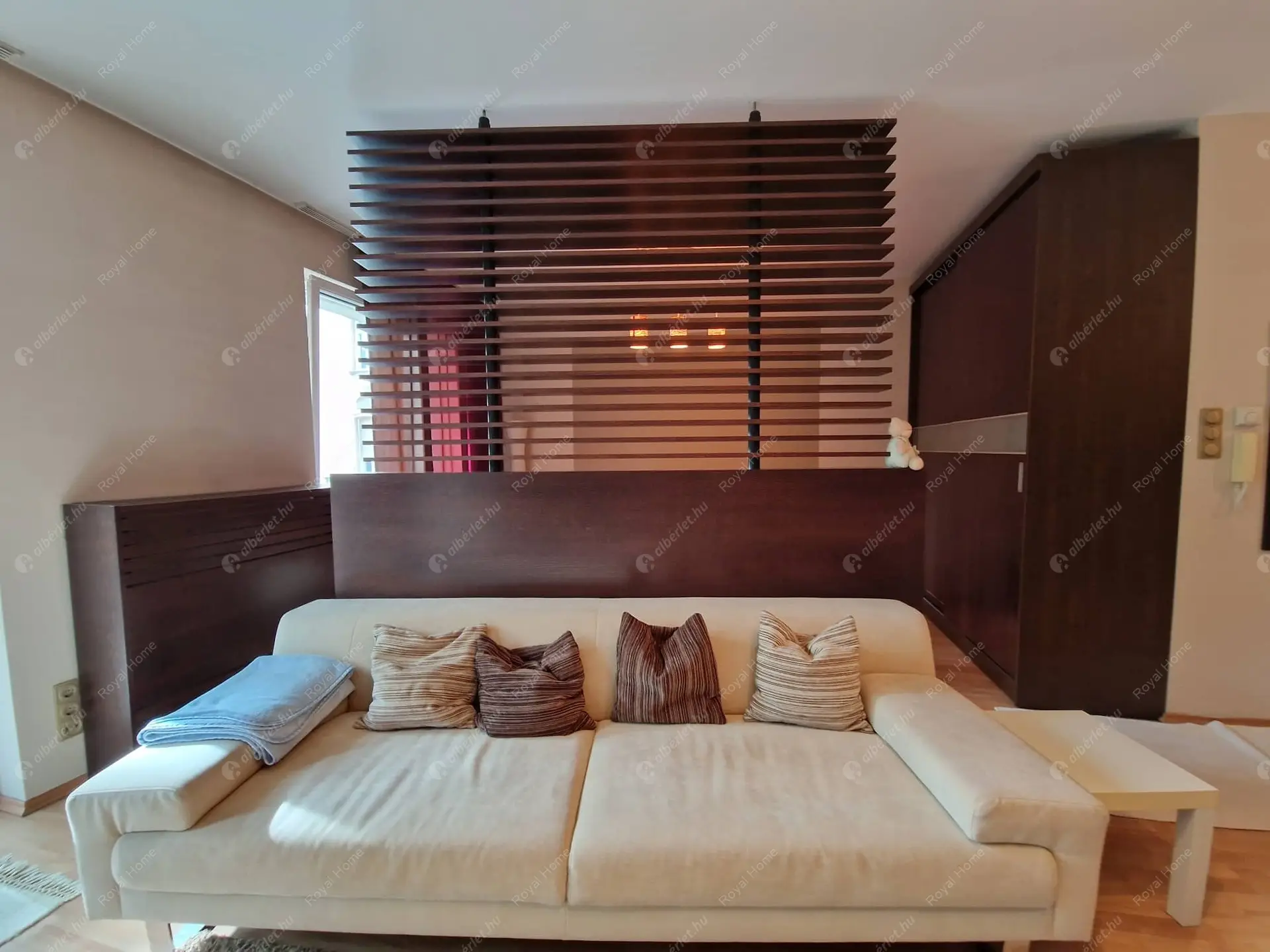 Kiadó albérlet 280000 Ft/hó áron: Budapest, IX. kerület  Ferenc tér. Mérete: 44 nm, 1 szobás | Alberlet.hu - 5776641