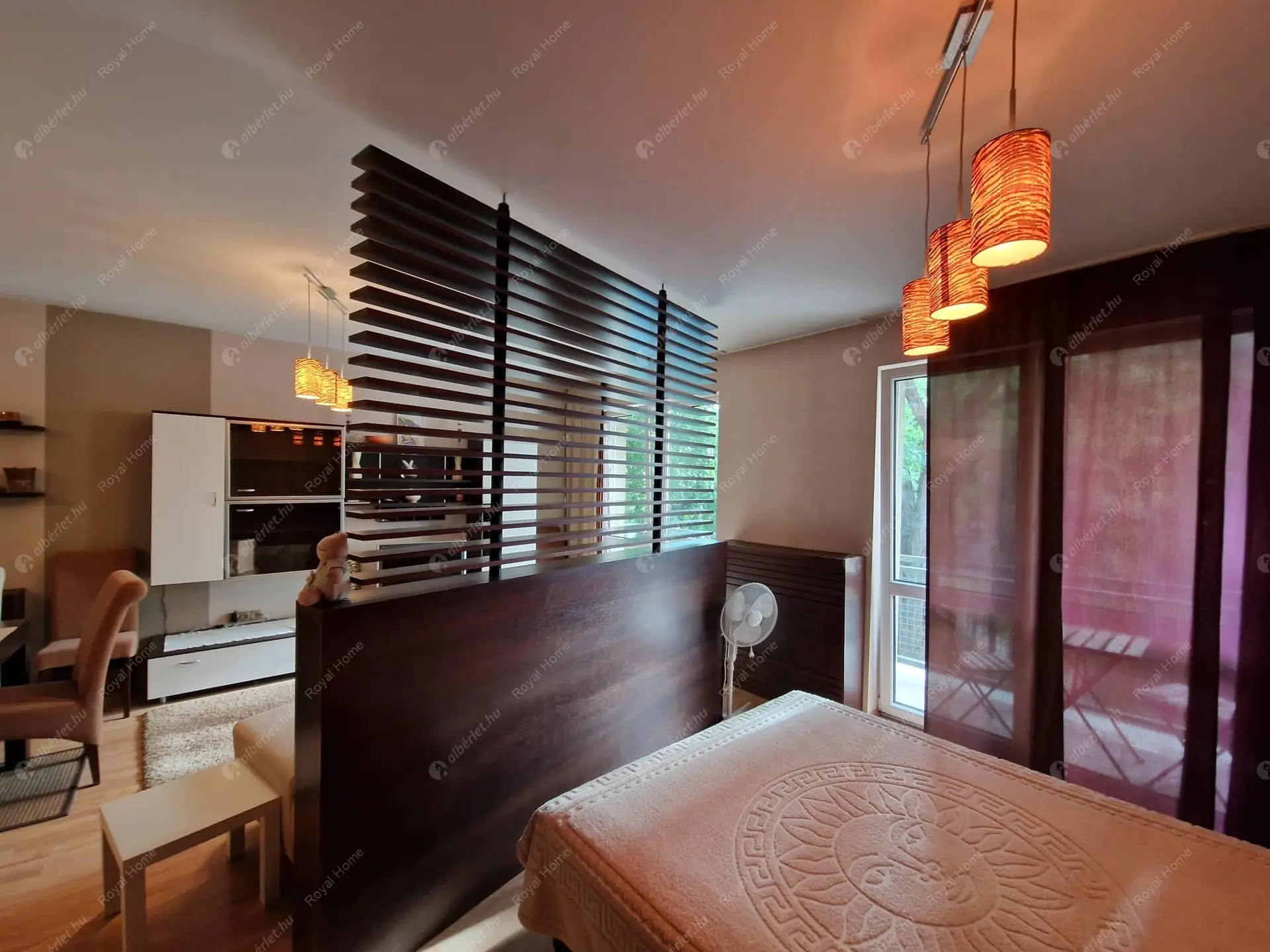 Kiadó albérlet 280000 Ft/hó áron: Budapest, IX. kerület  Ferenc tér. Mérete: 44 nm, 1 szobás | Alberlet.hu - 5776643