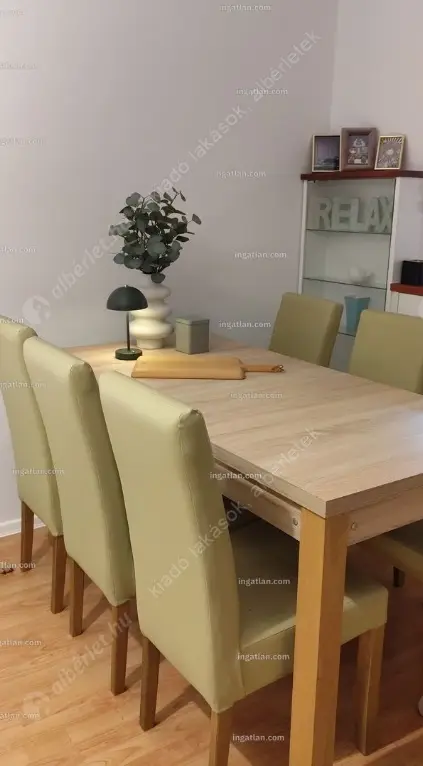 Kiadó albérlet 290000 Ft/hó áron: Budapest, IX. kerület  Ferenc tér. Mérete: 44 nm, 2 szobás | Alberlet.hu - 6626813