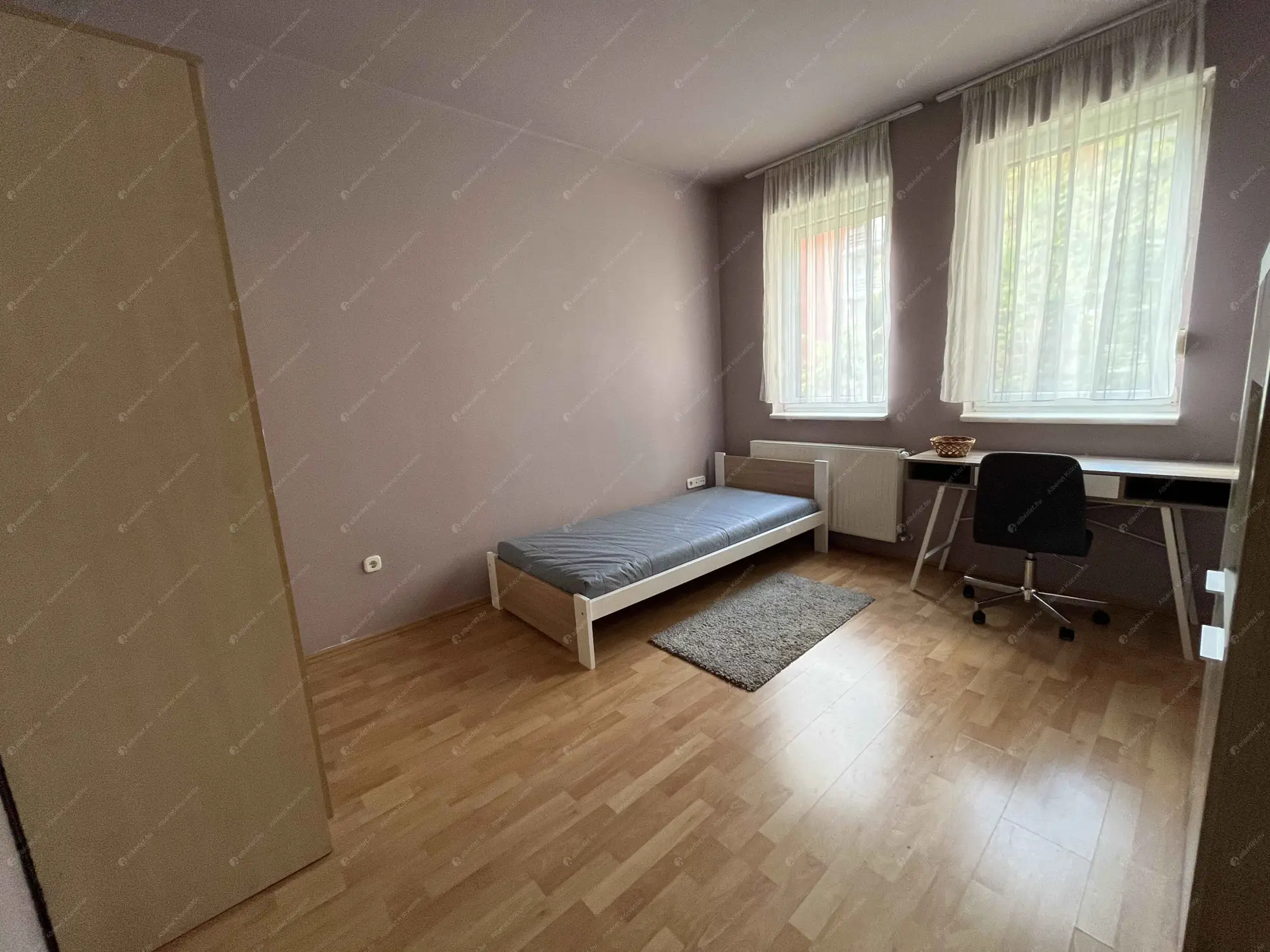 Kiadó albérlet 360000 Ft/hó áron: Budapest, IX. kerület  Ferenc tér. Mérete: 81 nm, 3 szobás | Alberlet.hu - 6609324