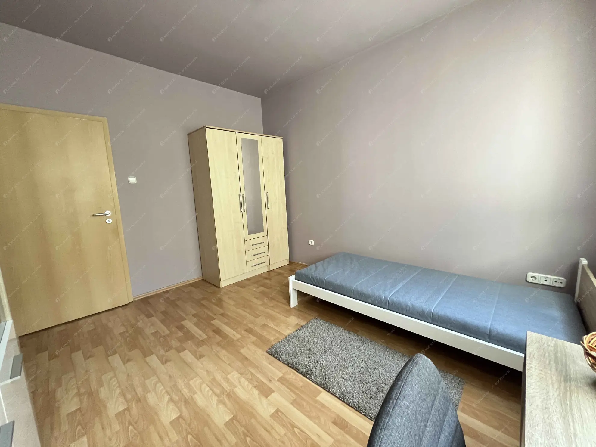 Kiadó albérlet 360000 Ft/hó áron: Budapest, IX. kerület  Ferenc tér. Mérete: 81 nm, 3 szobás | Alberlet.hu - 6609326