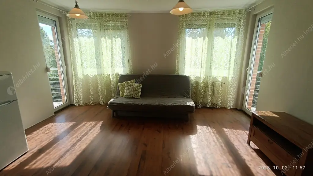 Kiadó albérlet 229000 Ft/hó áron: Budapest, IX. kerület  Haller utca. Mérete: 31 nm, 1 szobás | Alberlet.hu - 6556977