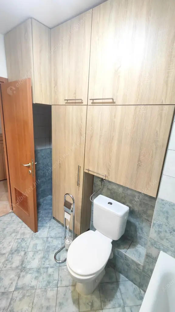 Kiadó albérlet 250000 Ft/hó áron: Budapest, IX. kerület  Haller utca. Mérete: 49 nm, 2 szobás | Alberlet.hu - 6565978