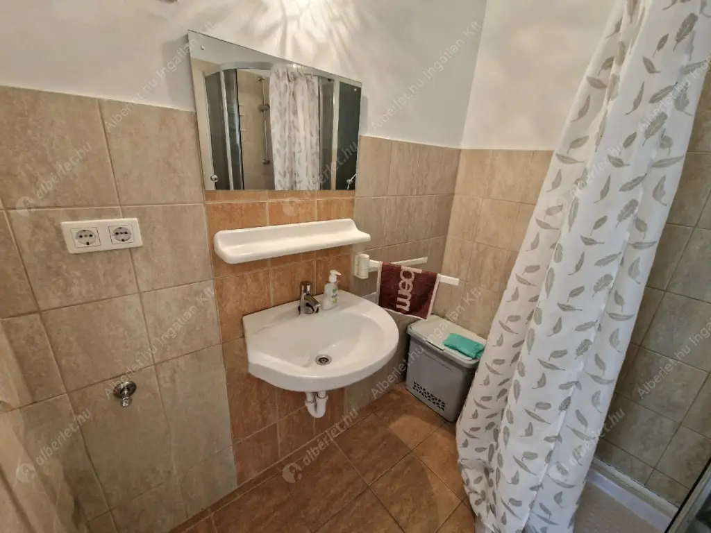 Kiadó albérlet 195000 Ft/hó áron: Budapest, IX. kerület  Hurok utca. Mérete: 50 nm, 2 szobás | Alberlet.hu - 6631628