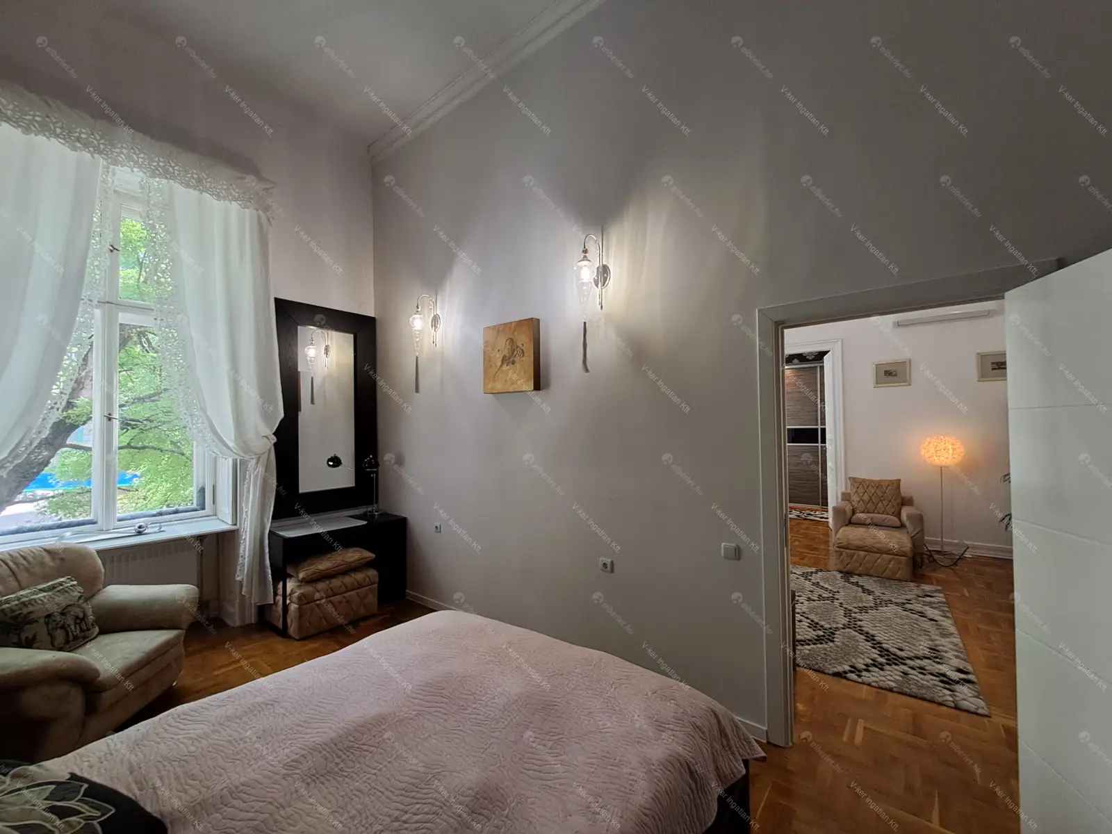 Kiadó albérlet 622000 Ft/hó áron: Budapest, IX. kerület  Kálvin tér. Mérete: 120 nm, 4 szobás | Alberlet.hu - 6706545