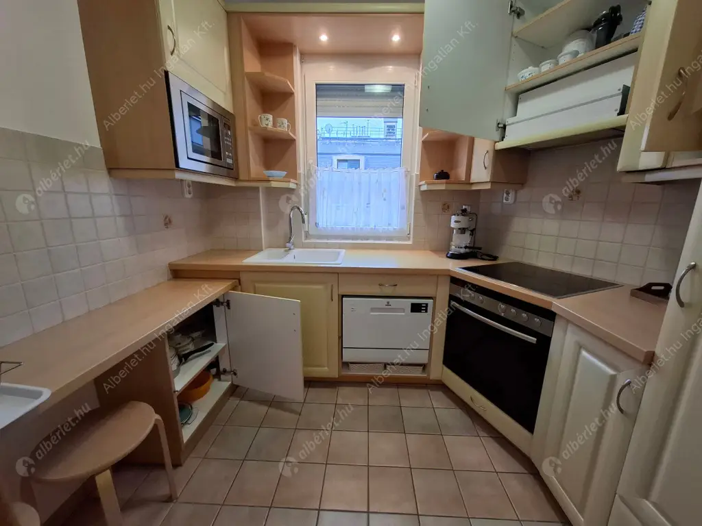 Kiadó albérlet 330000 Ft/hó áron: Budapest, IX. kerület  Kinizsi utca. Mérete: 61 nm, 2 szobás | Alberlet.hu - 6581505