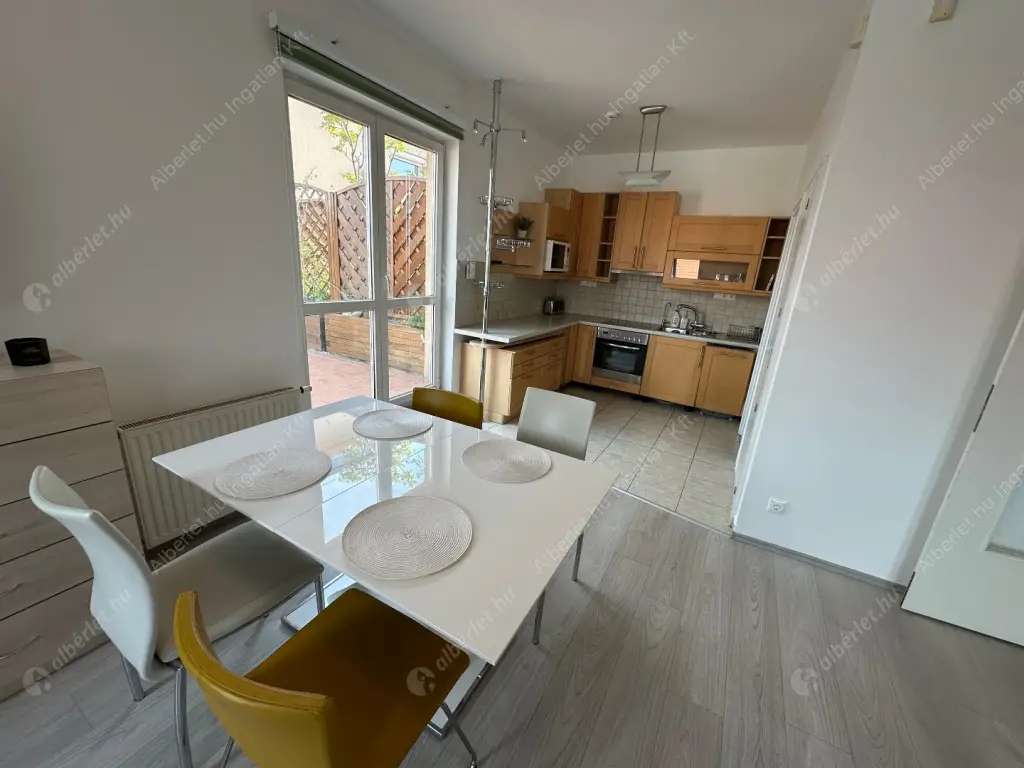 Kiadó albérlet 692000 Ft/hó áron: Budapest, IX. kerület  Kinizsi utca. Mérete: 80 nm, 3 szobás | Alberlet.hu - 6575025