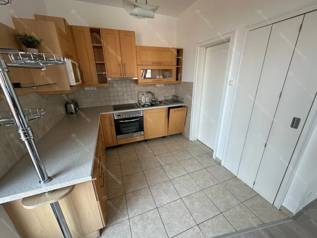 Kiadó albérlet 605000 Ft/hó áron: Budapest, IX. kerület  Kinizsi utca. Mérete: 80 nm, 3 szobás | Alberlet.hu - 6638749