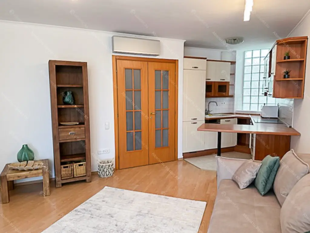 Kiadó albérlet 300000 Ft/hó áron: Budapest, IX. kerület  Knézits utca. Mérete: 58 nm, 2 szobás | Alberlet.hu - 6708992