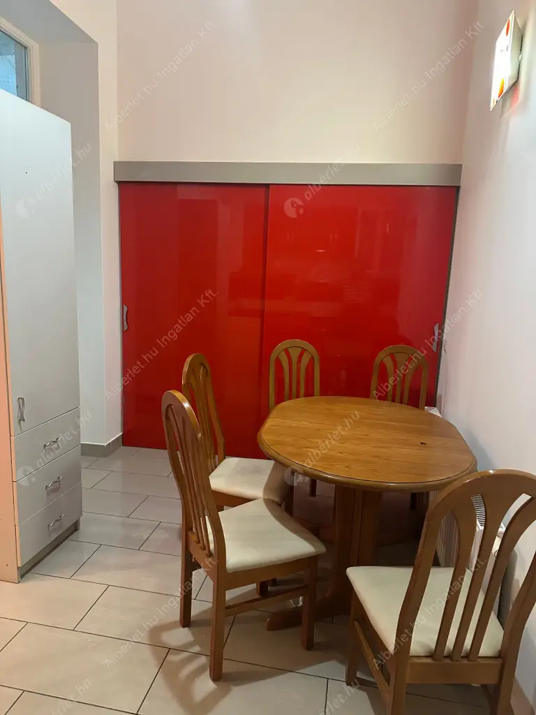 Kiadó albérlet 350000 Ft/hó áron: Budapest, IX. kerület  Közraktár utca. Mérete: 82 nm, 3 szobás | Alberlet.hu - 6603380