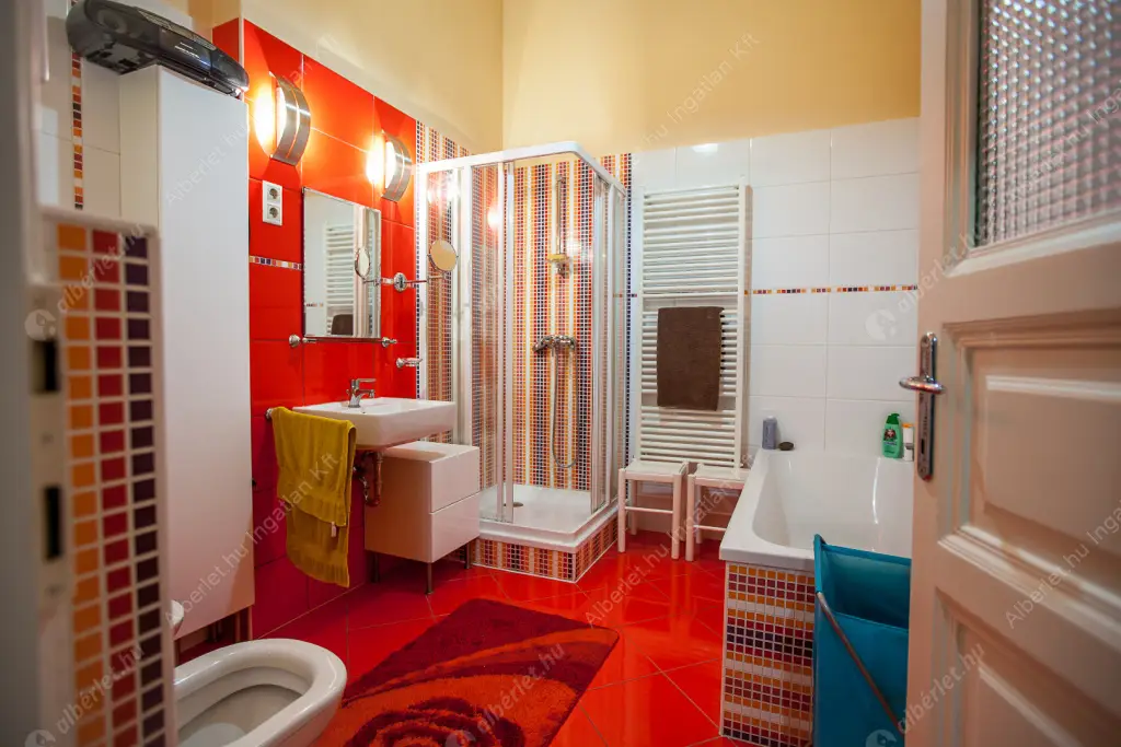 Kiadó albérlet 350000 Ft/hó áron: Budapest, IX. kerület  Közraktár utca. Mérete: 82 nm, 3 szobás | Alberlet.hu - 6603387