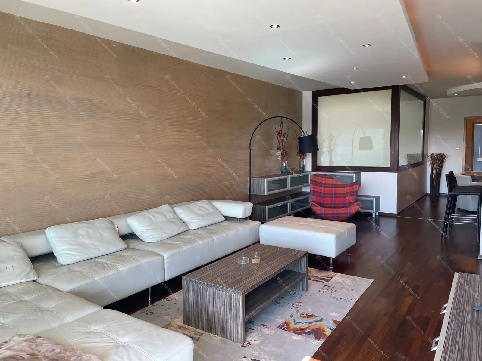 Kiadó albérlet 912000 Ft/hó áron: Budapest, IX. kerület  Lechner Ödön fasor. Mérete: 130 nm, 4 szobás | Alberlet.hu - 6700953