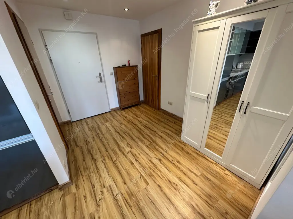 Kiadó albérlet 350000 Ft/hó áron: Budapest, IX. kerület  Lechner Ödön fasor. Mérete: 60 nm, 2 szobás | Alberlet.hu - 6516923