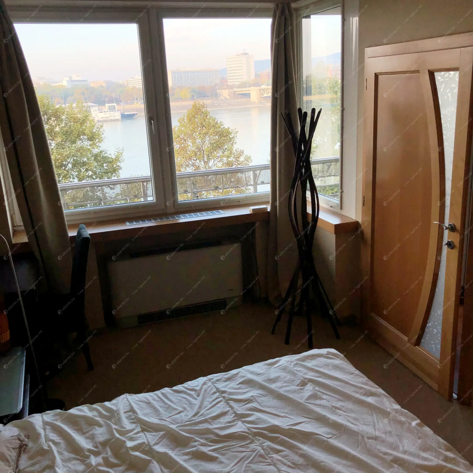 Kiadó albérlet 400000 Ft/hó áron: Budapest, IX. kerület  Lechner Ödön fasor. Mérete: 74 nm, 2 szobás | Alberlet.hu - 6628243