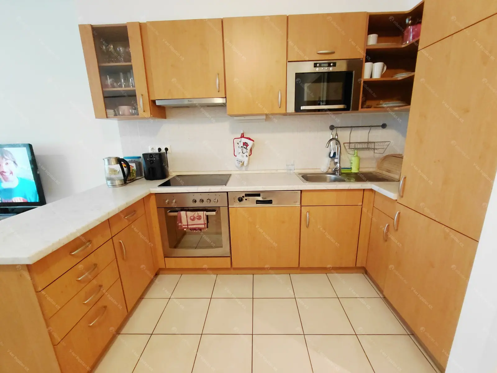 Kiadó albérlet 381000 Ft/hó áron: Budapest, IX. kerület  Lechner Ödön fasor. Mérete: 74 nm, 2 szobás | Alberlet.hu - 6641285