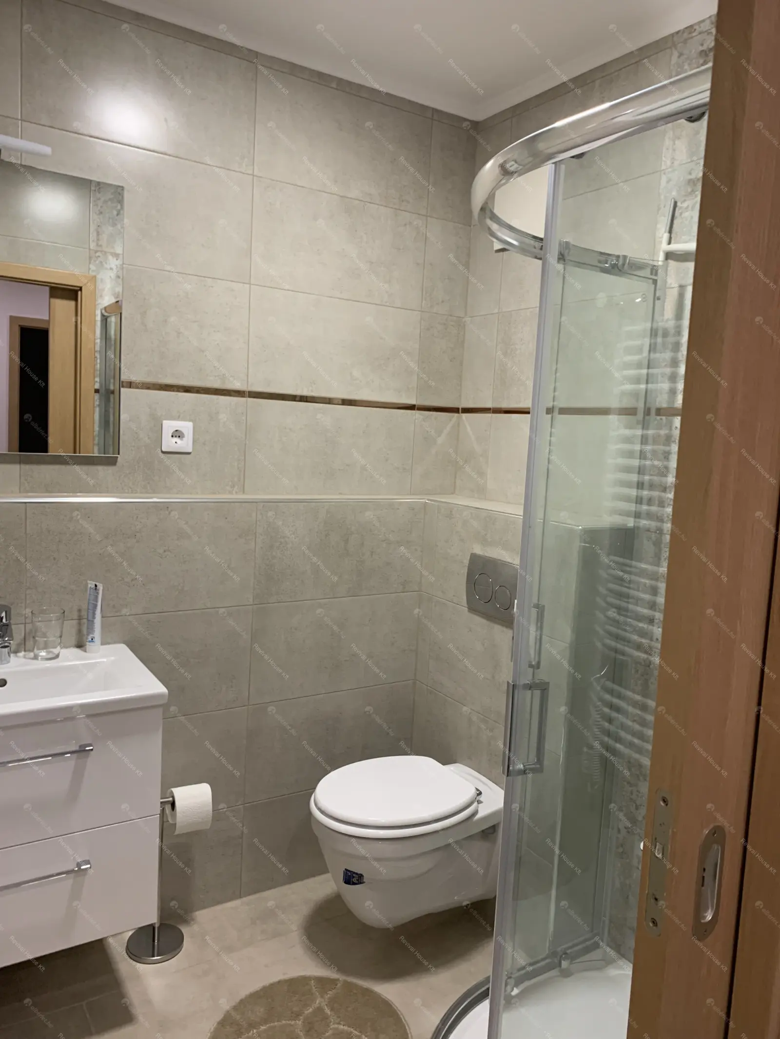 Kiadó albérlet 600000 Ft/hó áron: Budapest, IX. kerület  Lechner Ödön fasor. Mérete: 78 nm, 3 szobás | Alberlet.hu - 6665999