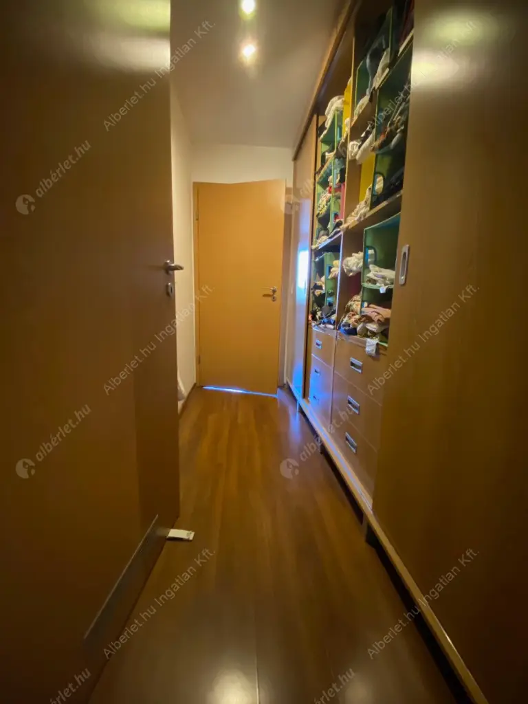 Kiadó albérlet 580000 Ft/hó áron: Budapest, IX. kerület  Lechner Ödön fasor. Mérete: 90 nm, 3 szobás | Alberlet.hu - 6559503