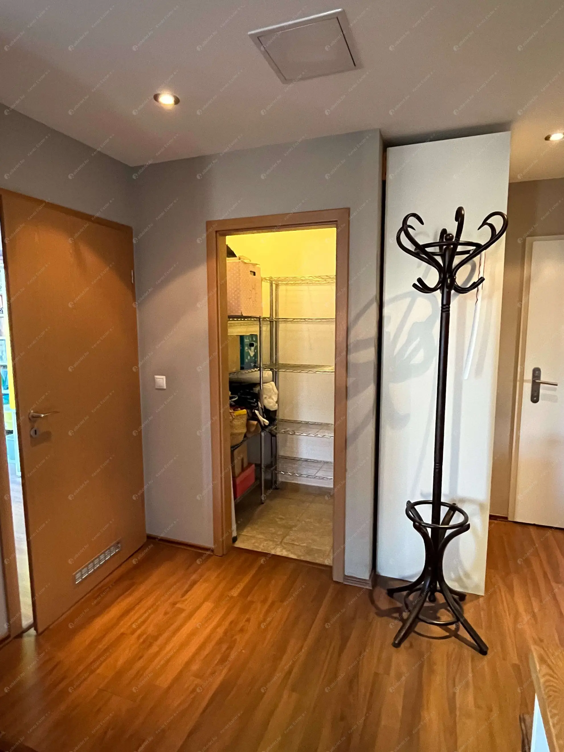 Kiadó albérlet 556000 Ft/hó áron: Budapest, IX. kerület  Lechner Ödön fasor. Mérete: 90 nm, 3 szobás | Alberlet.hu - 6577880