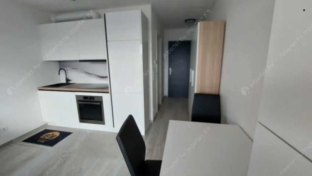 Kiadó albérlet 213000 Ft/hó áron: Budapest, IX. kerület  Lenhossék utca. Mérete: 28 nm, 1 szobás | Alberlet.hu - 6573621