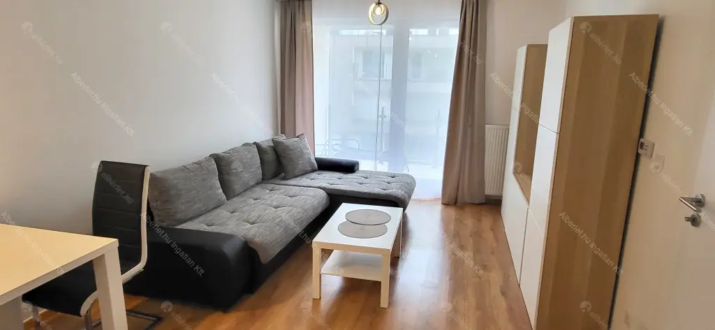 Kiadó albérlet 295000 Ft/hó áron: Budapest, IX. kerület  Lenhossék utca. Mérete: 45 nm, 2 szobás | Alberlet.hu - 6643940