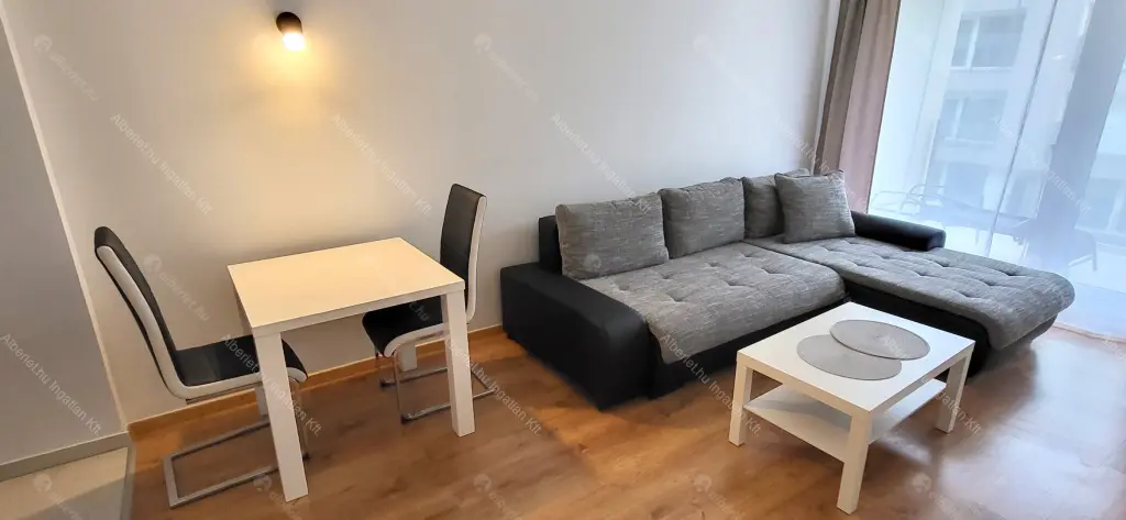 Kiadó albérlet 295000 Ft/hó áron: Budapest, IX. kerület  Lenhossék utca. Mérete: 45 nm, 2 szobás | Alberlet.hu - 6643942