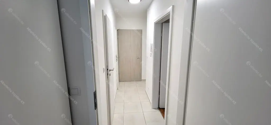 Kiadó albérlet 295000 Ft/hó áron: Budapest, IX. kerület  Lenhossék utca. Mérete: 45 nm, 2 szobás | Alberlet.hu - 6643945