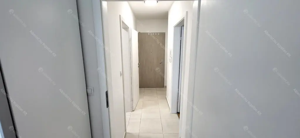 Kiadó albérlet 303000 Ft/hó áron: Budapest, IX. kerület  Lenhossék utca. Mérete: 45 nm, 2 szobás | Alberlet.hu - 6676894