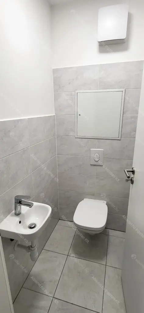 Kiadó albérlet 303000 Ft/hó áron: Budapest, IX. kerület  Lenhossék utca. Mérete: 45 nm, 2 szobás | Alberlet.hu - 6676899