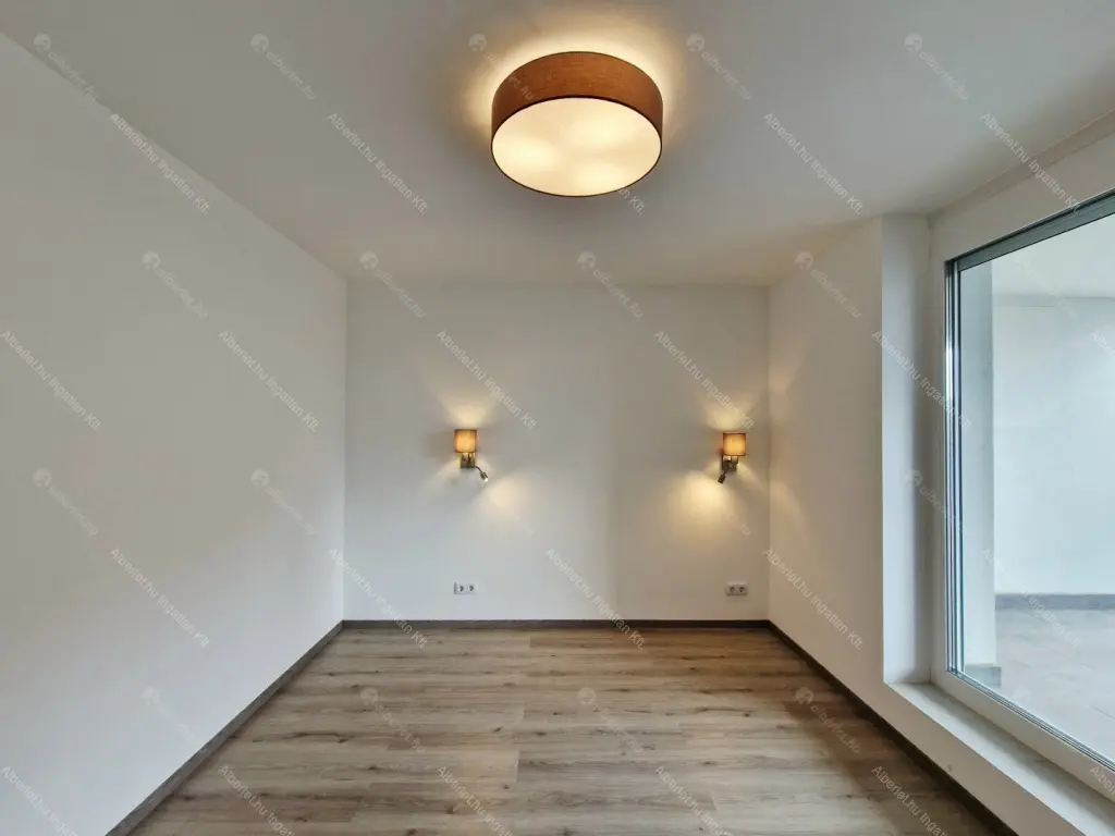 Kiadó albérlet 260000 Ft/hó áron: Budapest, IX. kerület  Lenhossék utca. Mérete: 49 nm, 2 szobás | Alberlet.hu - 6655279