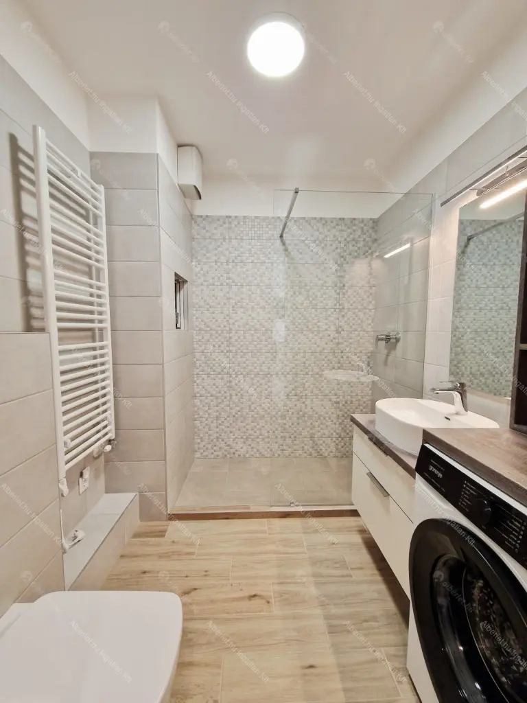 Kiadó albérlet 260000 Ft/hó áron: Budapest, IX. kerület  Lenhossék utca. Mérete: 49 nm, 2 szobás | Alberlet.hu - 6655289