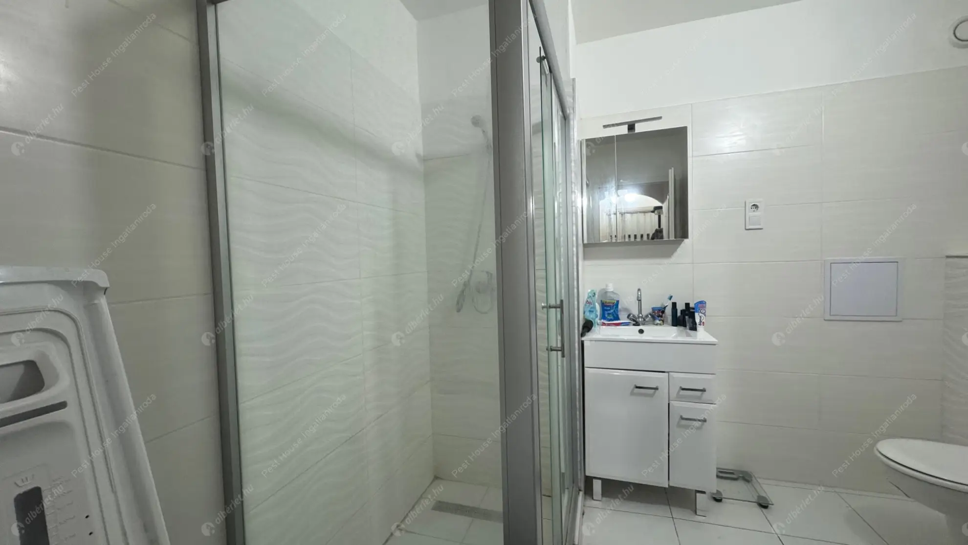 Kiadó albérlet 190000 Ft/hó áron: Budapest, IX. kerület  Liliom utca. Mérete: 37 nm, 1 szobás | Alberlet.hu - 6590847