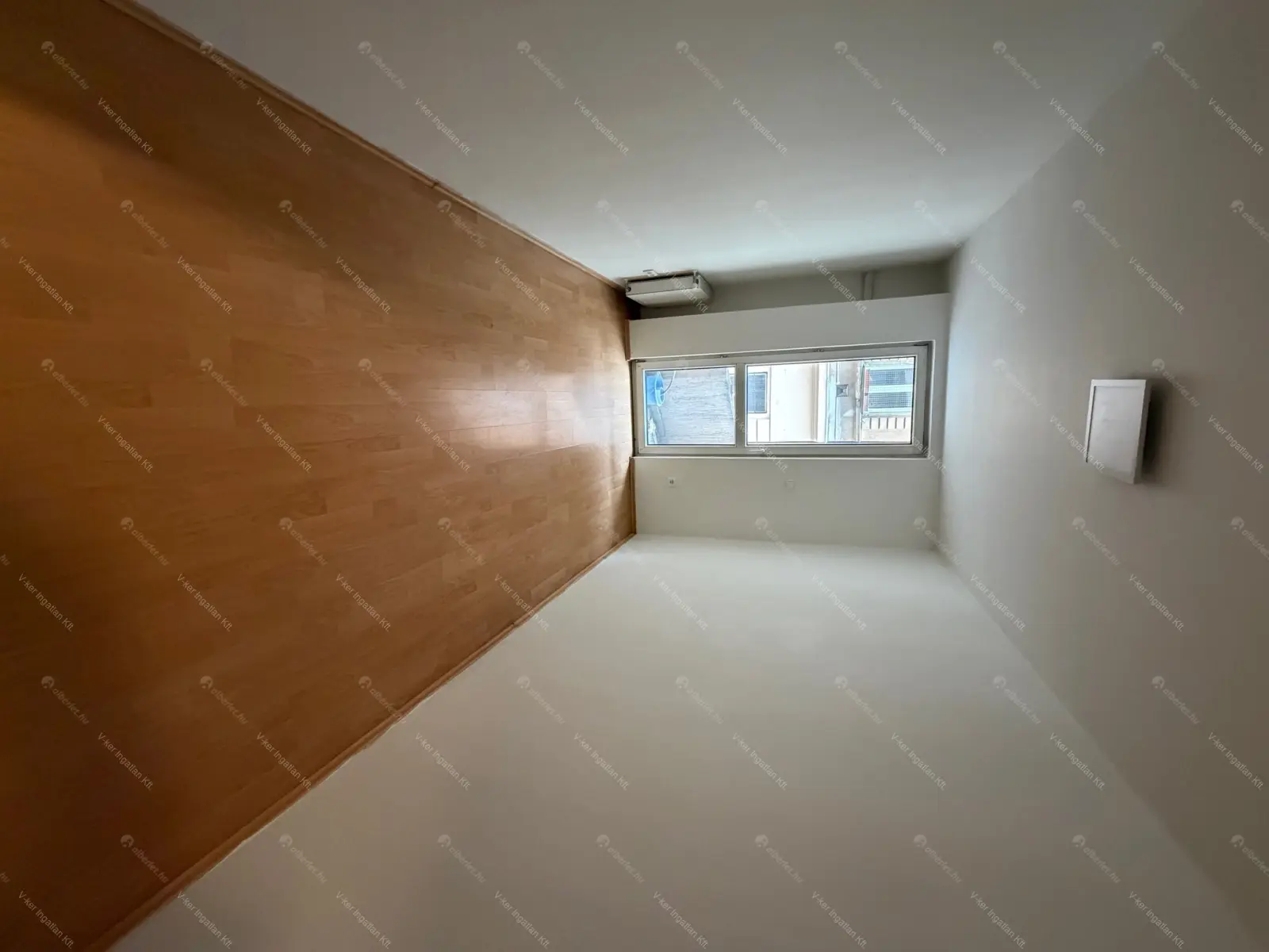 Kiadó albérlet 250000 Ft/hó áron: Budapest, IX. kerület  Liliom utca. Mérete: 44 nm, 1 szobás | Alberlet.hu - 6654735