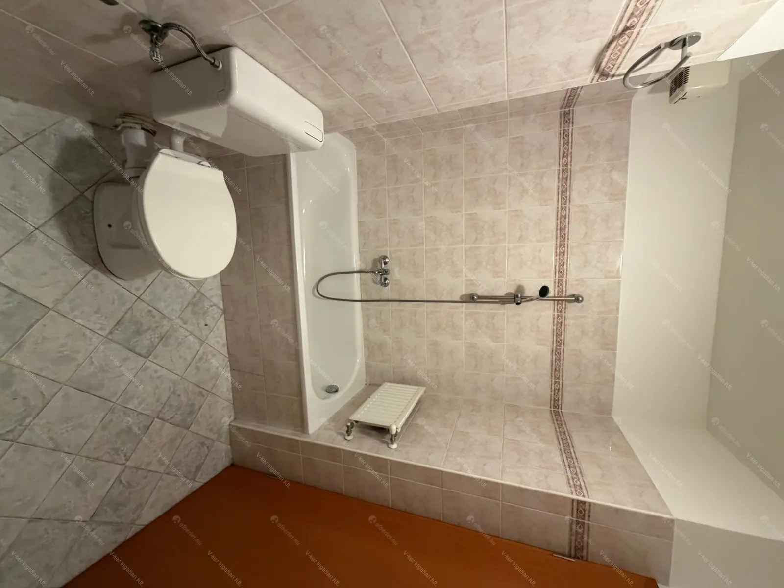 Kiadó albérlet 250000 Ft/hó áron: Budapest, IX. kerület  Liliom utca. Mérete: 44 nm, 1 szobás | Alberlet.hu - 6654740