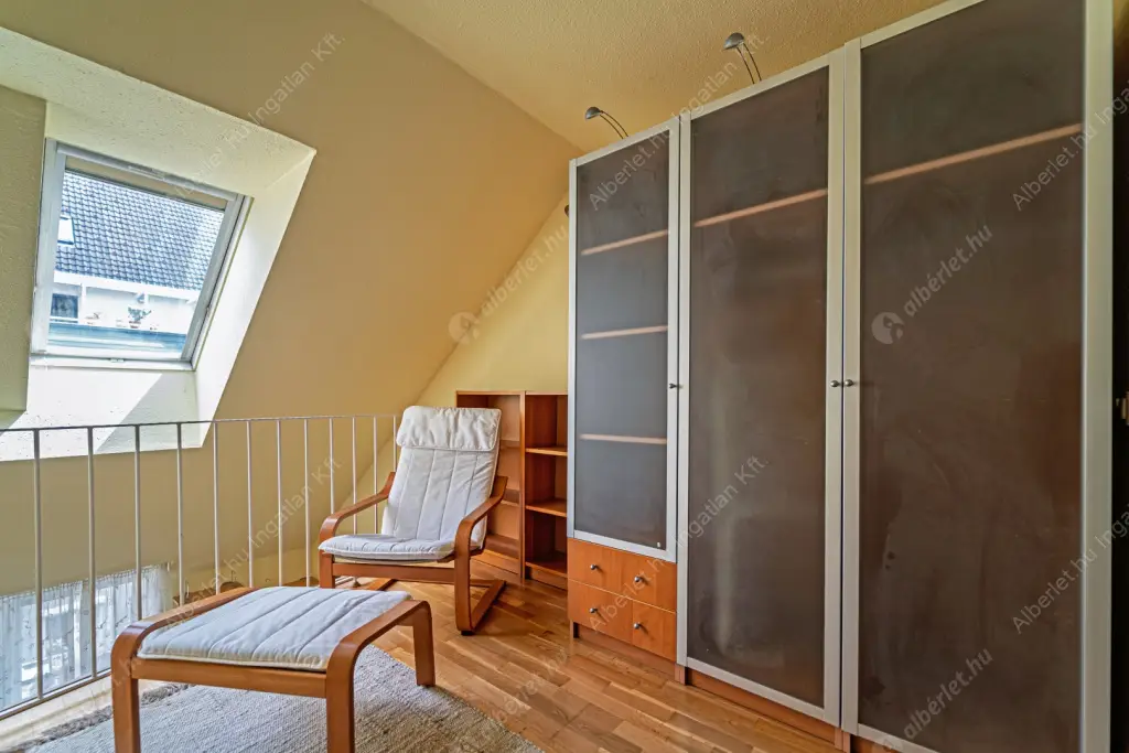 Kiadó albérlet 400000 Ft/hó áron: Budapest, IX. kerület  Liliom utca. Mérete: 63 nm, 2 szobás | Alberlet.hu - 6614239
