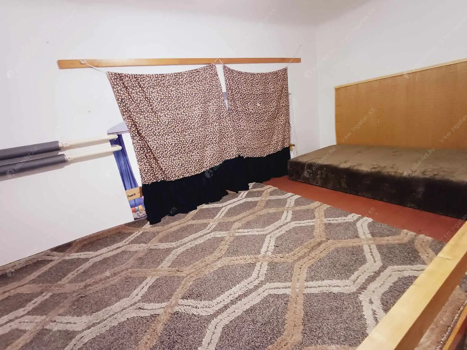 Kiadó albérlet 220000 Ft/hó áron: Budapest, IX. kerület  Liliom utca. Mérete: 67 nm, 1 szobás | Alberlet.hu - 6115008